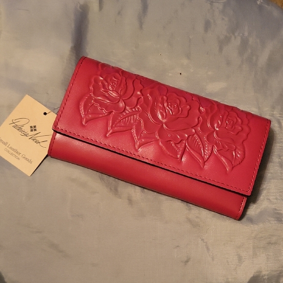 Patricia Nash Handbags - Patricia NASH Terresa Rosetool Passion Leather Wallet BNWT ML